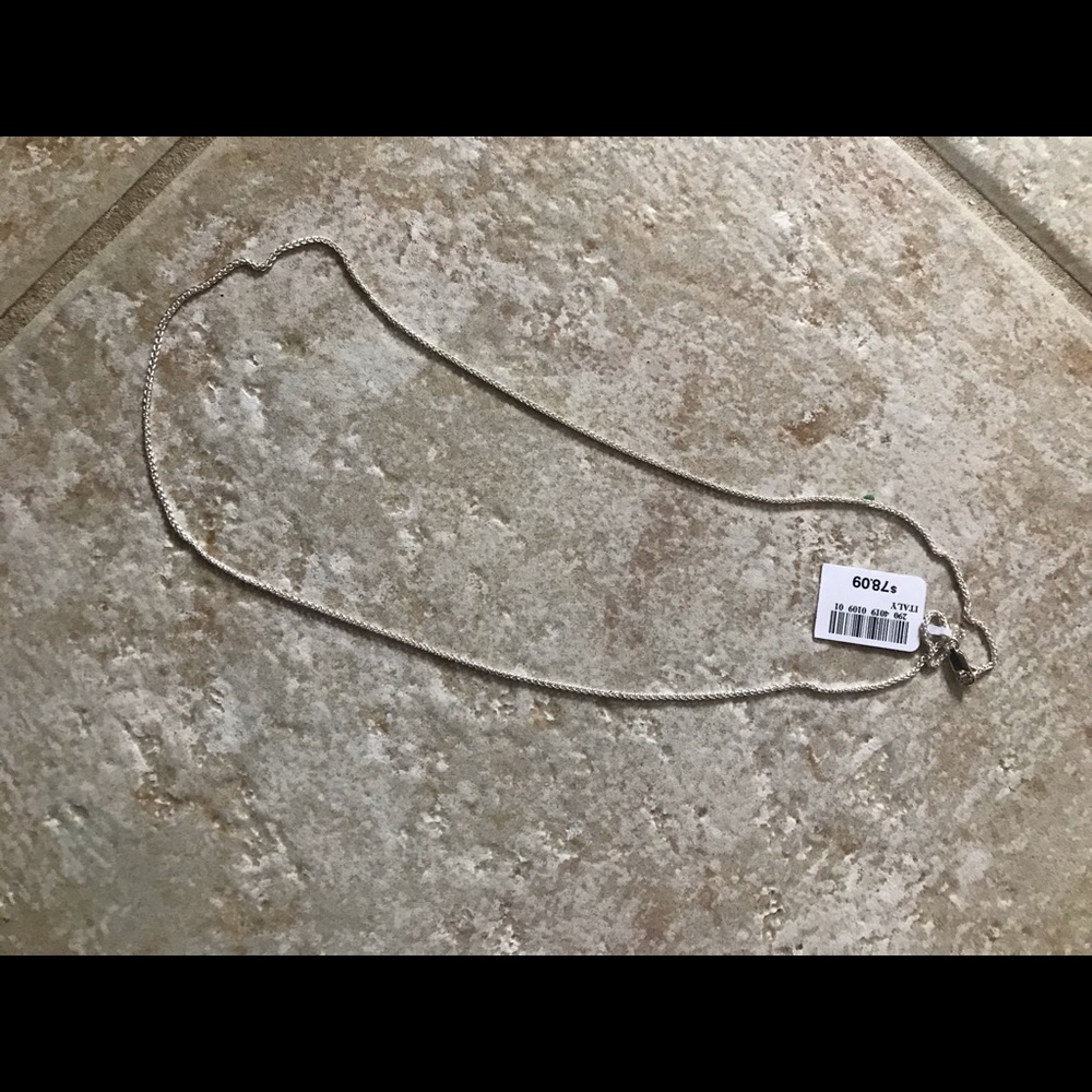 Silver chain. - Picture 3 of 3